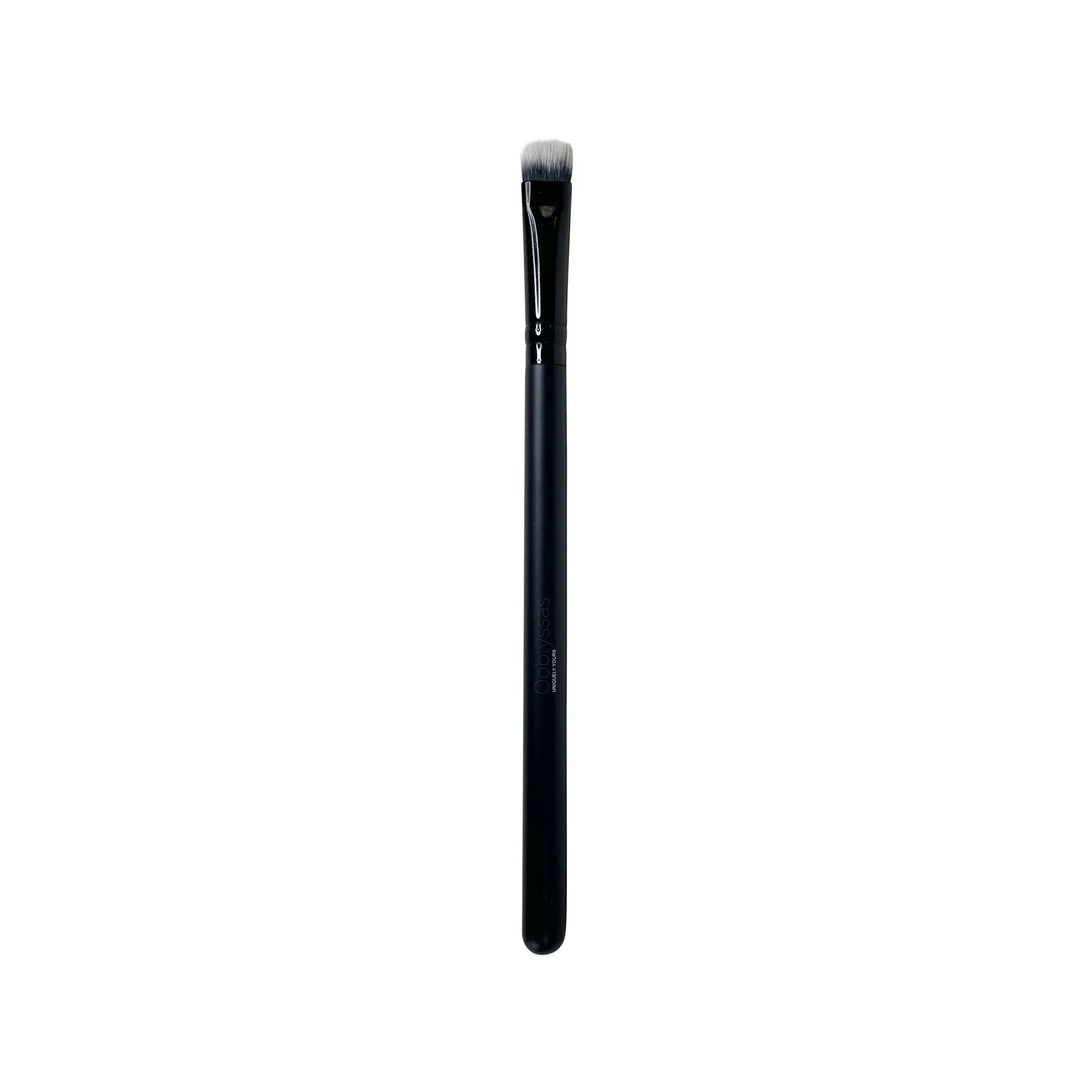 Packing Eye Brush.png