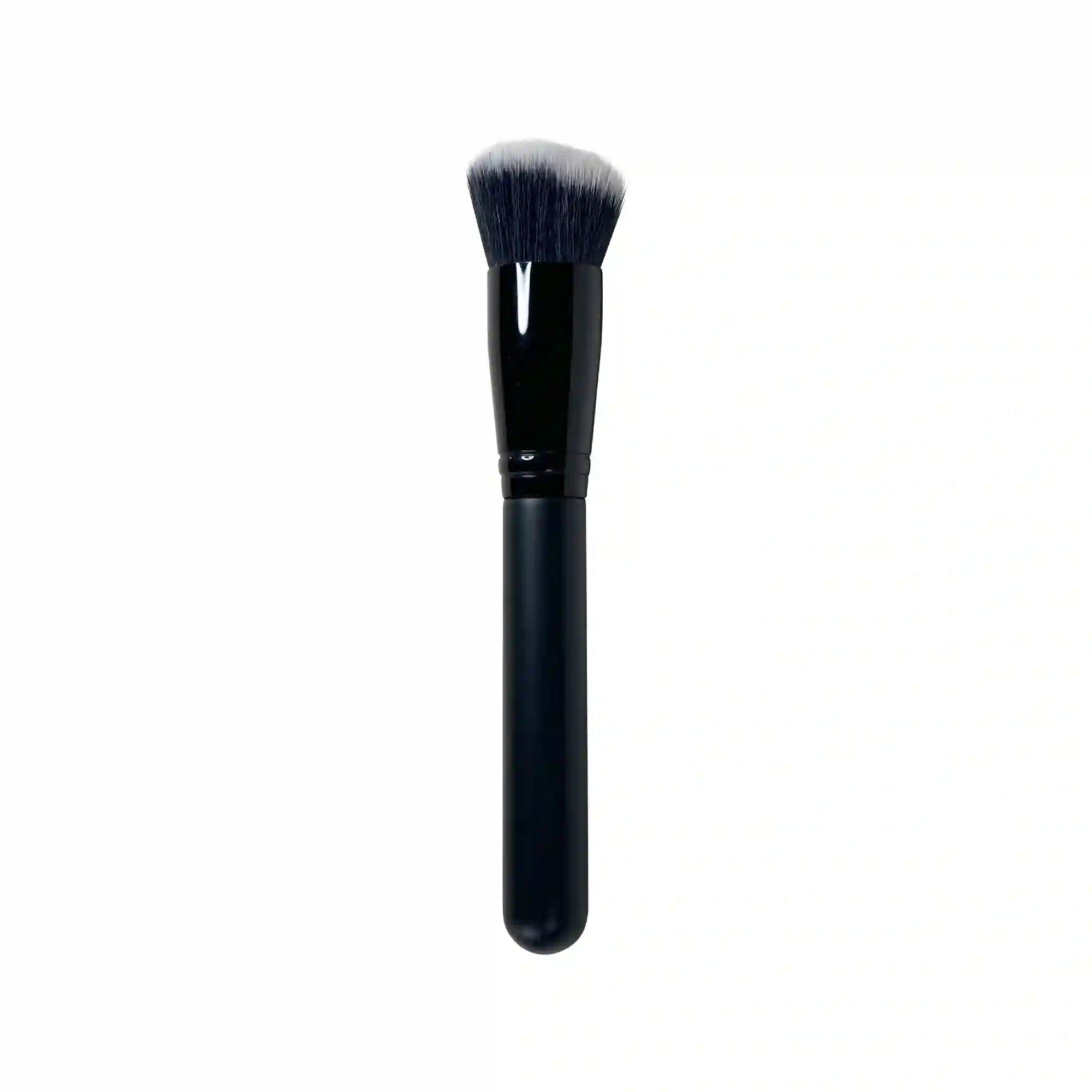 Stipple & Blend Foundation Brush.png